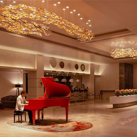 Hotel Radisson Blu Bengaluru Outer Ring Road Exterior foto