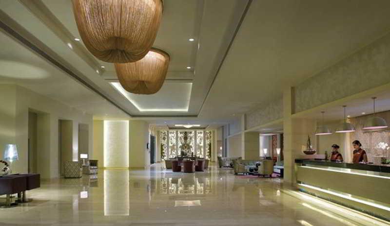 Hotel Radisson Blu Bengaluru Outer Ring Road Exterior foto