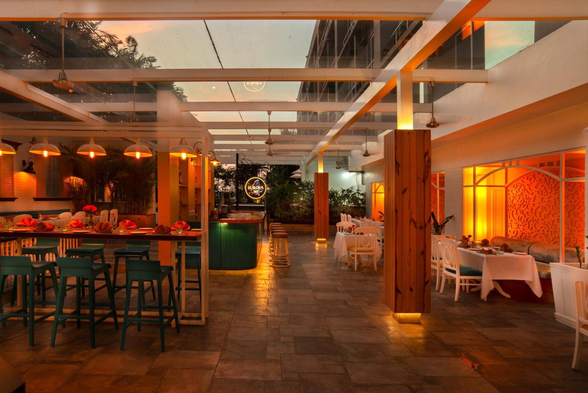 Hotel Radisson Blu Bengaluru Outer Ring Road Exterior foto