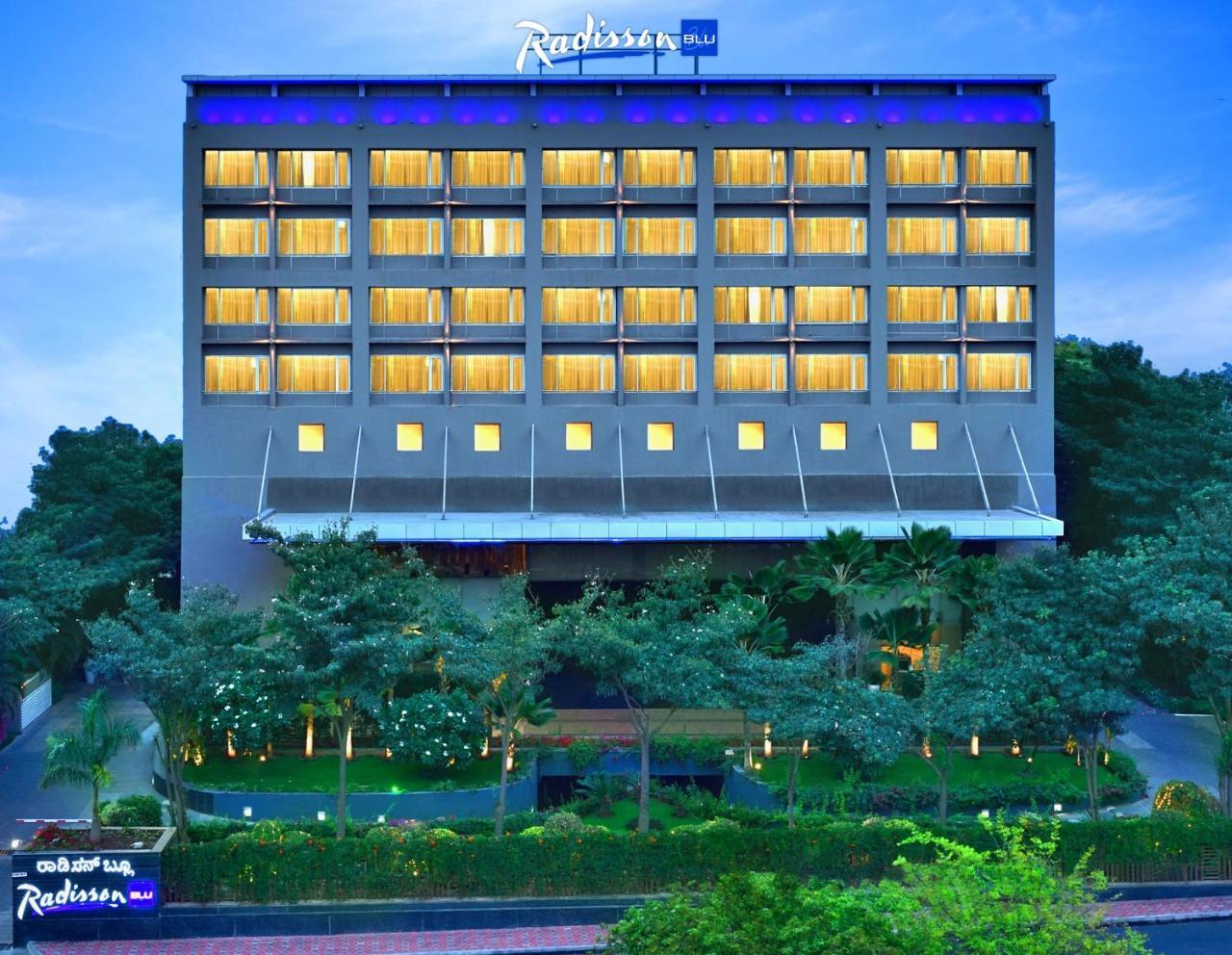 Hotel Radisson Blu Bengaluru Outer Ring Road Exterior foto